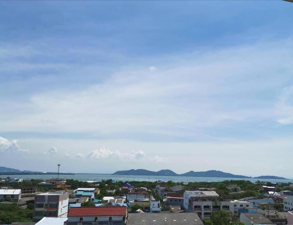 그린 월드 팰리스 호텔 송클라 외부 사진